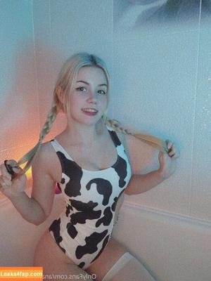 Anastasia Komori photo #0016