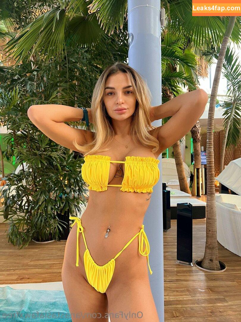 anastasiafawxfree / anastasiafawx leaked photo photo #0004