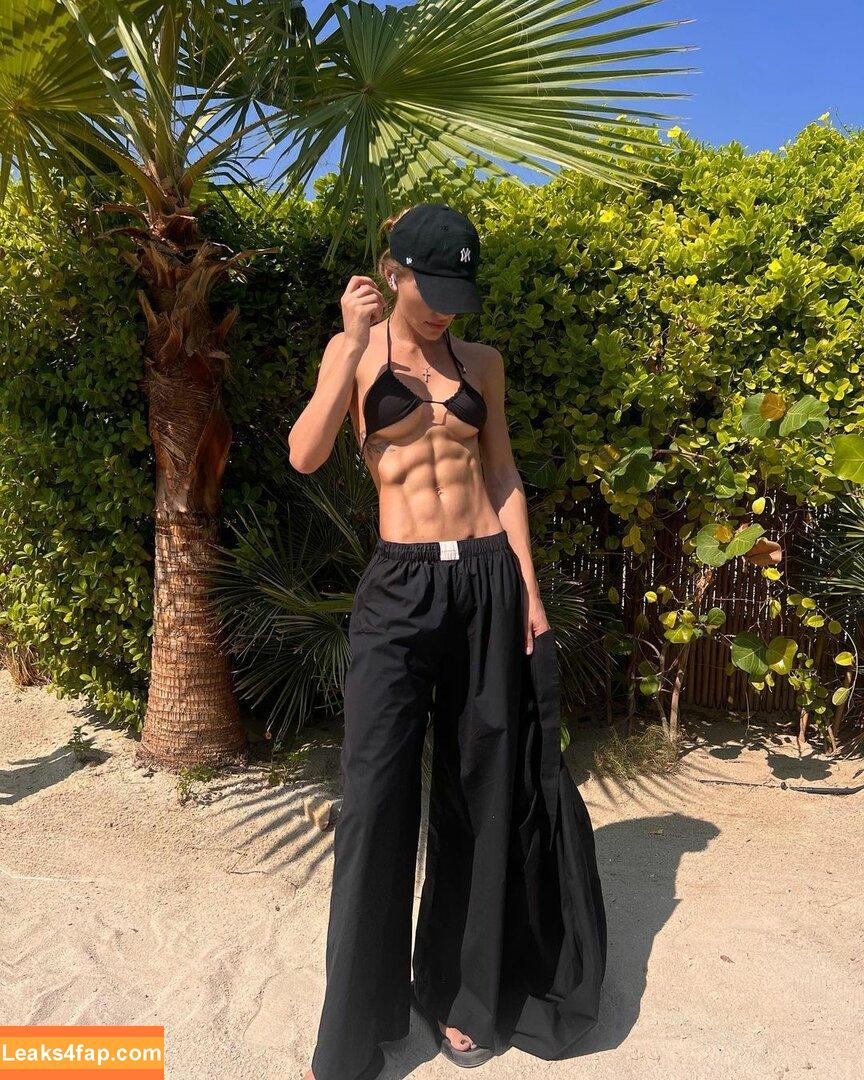 Anastasiia Mironova / mironovanastasiia слитое фото фото #0029