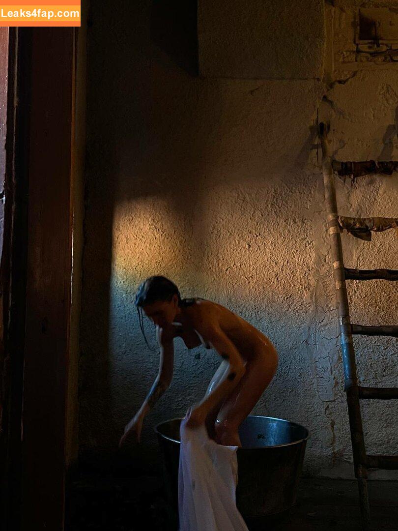 Anastasiia Mironova / mironovanastasiia слитое фото фото #0072