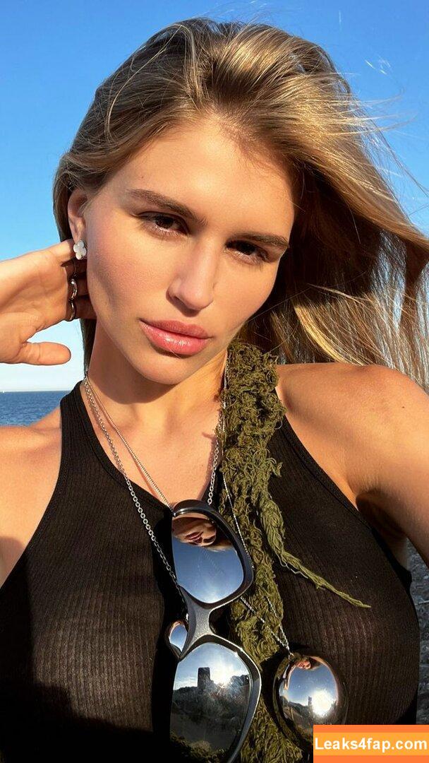 Anastasiia Mironova / mironovanastasiia слитое фото фото #0080