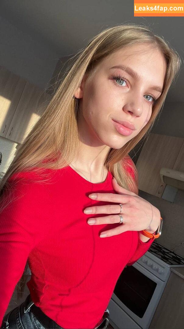 Anasteysha / aanasteyshaaa / anasteysha_bym / nastati0n leaked photo photo #0048