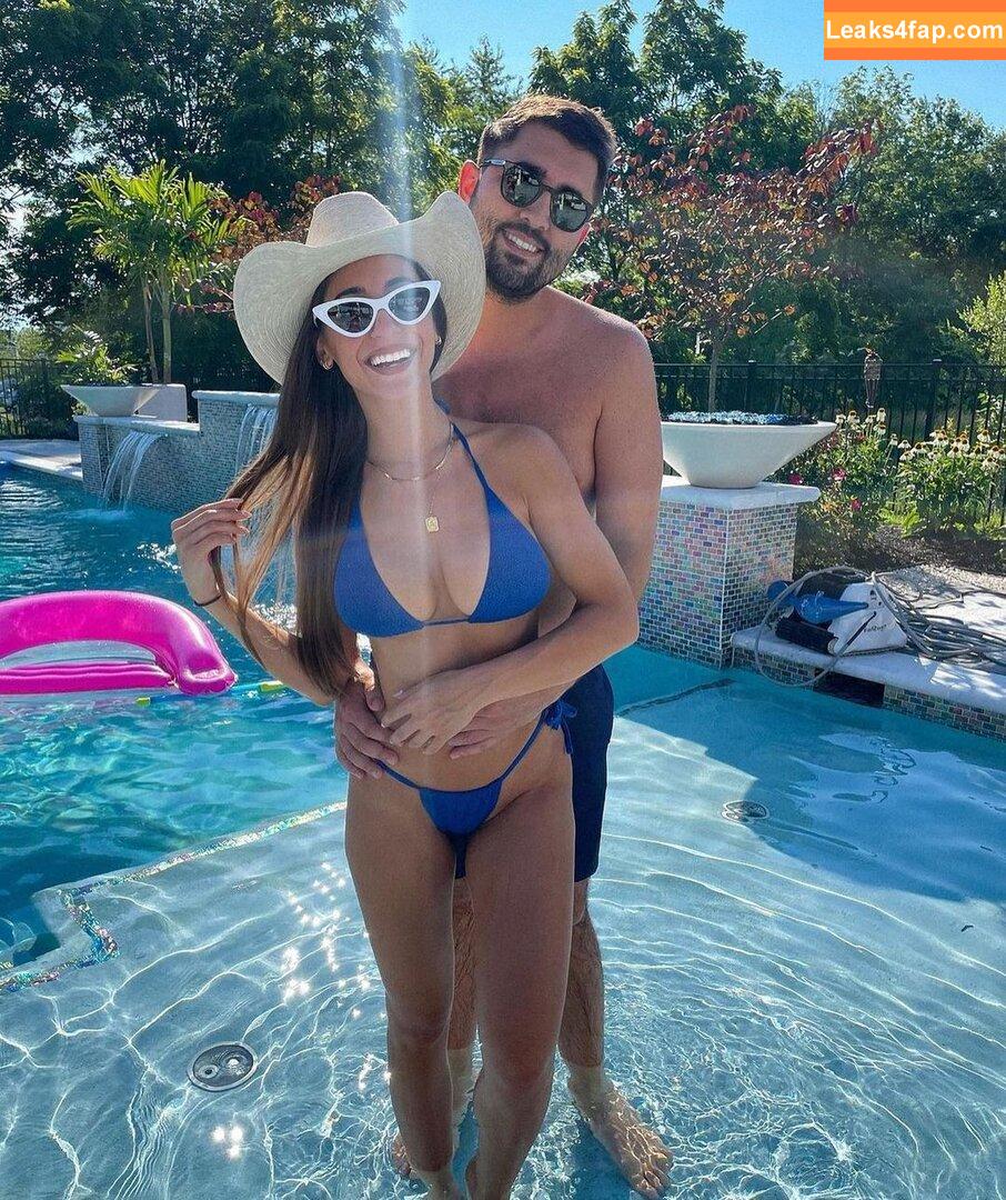 Andrea Helfrich / andreahelfrichofficial leaked photo photo #0215