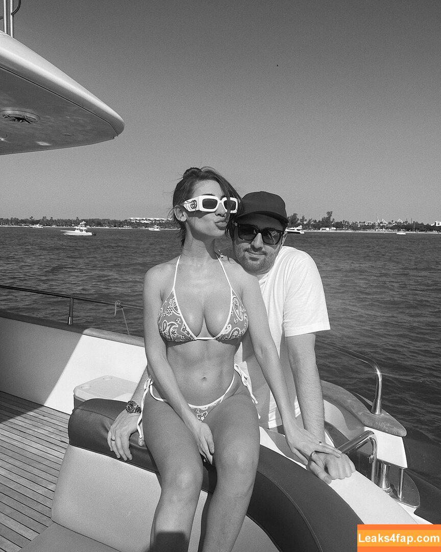 Andrea Helfrich / andreahelfrichofficial leaked photo photo #0222