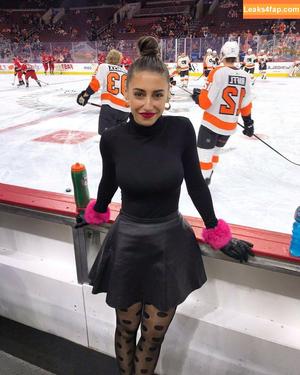 Andrea Helfrich photo #0074