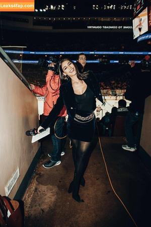 Andrea Helfrich photo #0090