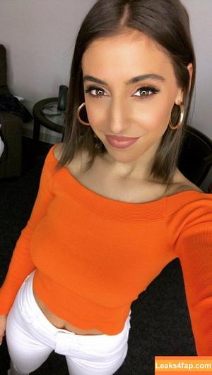 Andrea Helfrich photo #0114