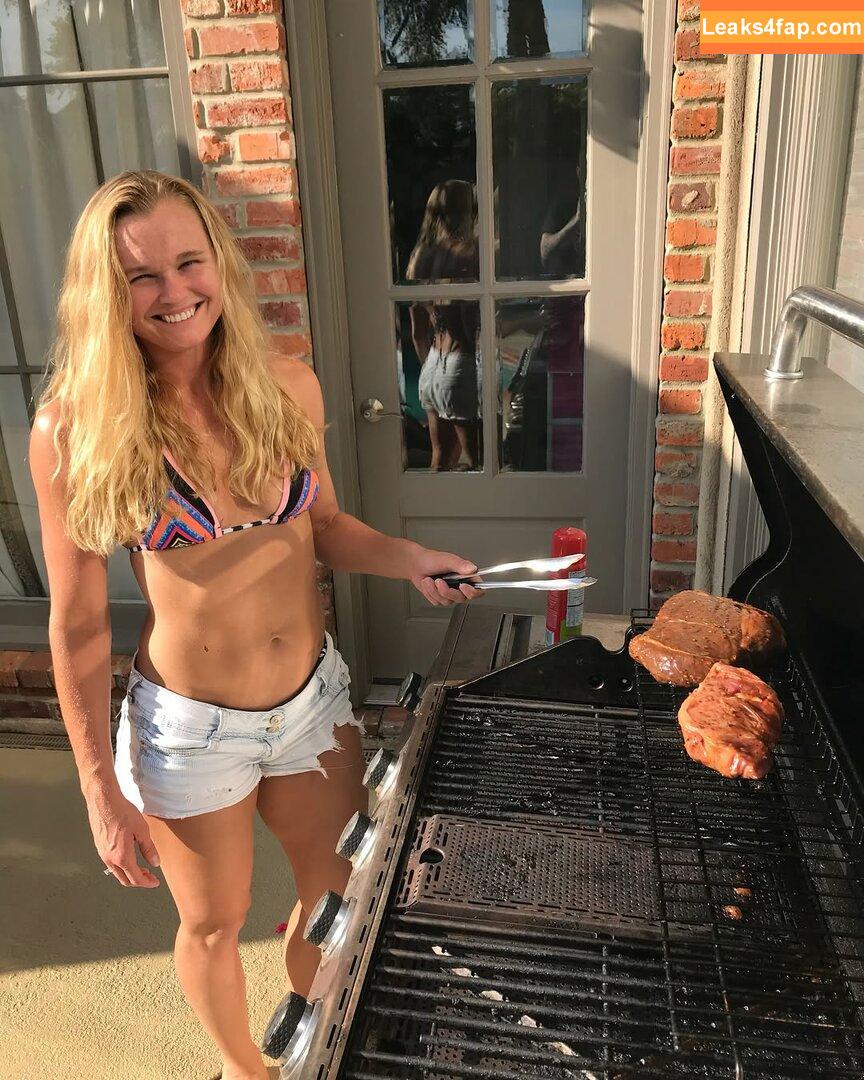 Andrea K Lee / andreakgblee leaked photo photo #0025