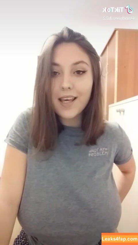 Andreea Buga / andreea.buga / busty romanian / deea2230 leaked photo photo #0012