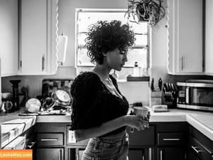 Andy Allo photo #0014