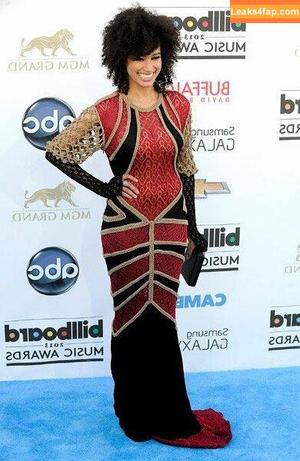Andy Allo photo #0061