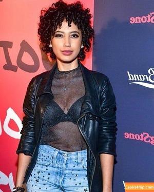 Andy Allo photo #0067