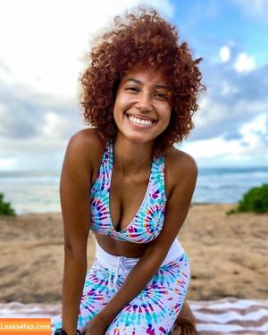 Andy Allo photo #0082