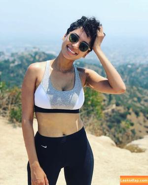 Andy Allo photo #0091