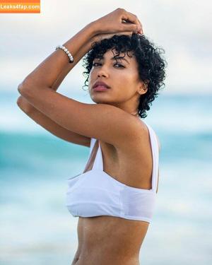 Andy Allo photo #0109