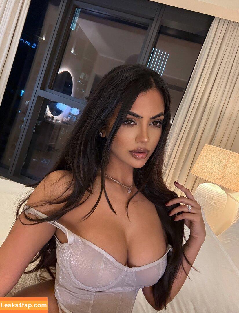 Aneeqa Farid / aneeqafarid leaked photo photo #0312