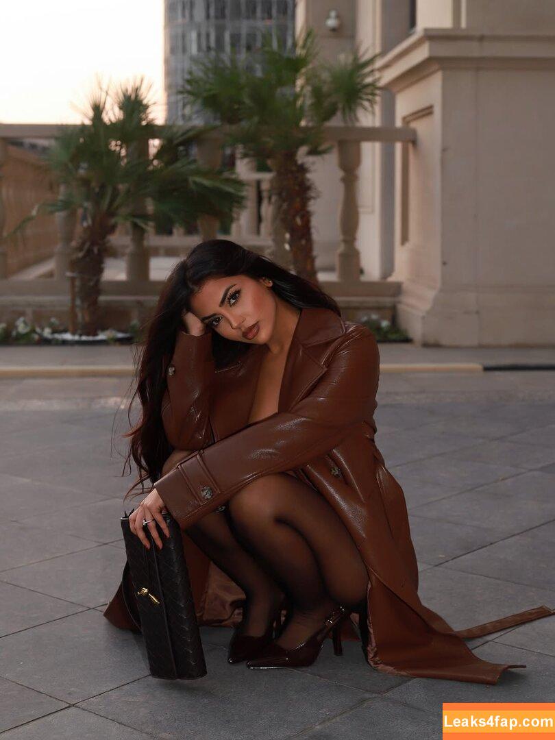 Aneeqa Farid / aneeqafarid leaked photo photo #0326