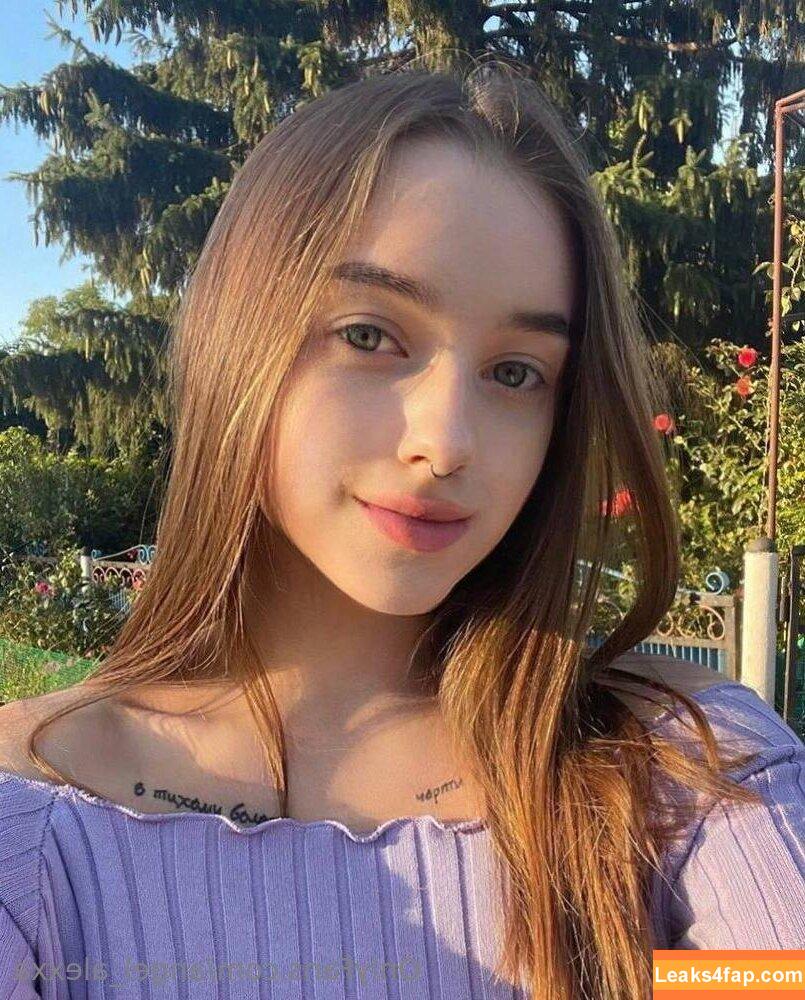 angel_alexxa / angel.alexxa leaked photo photo #0015