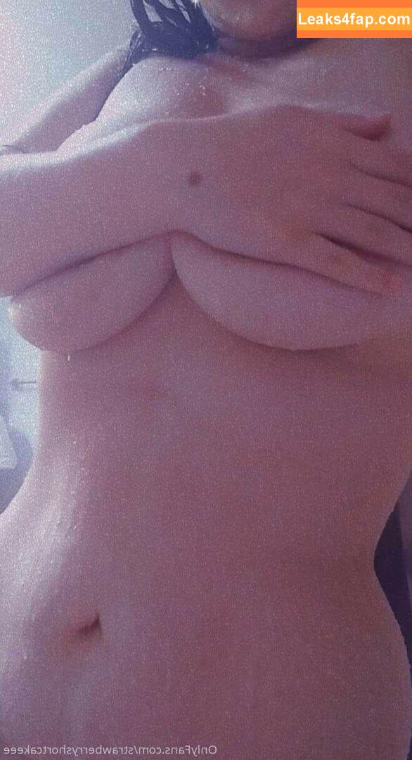 Angel Babi / https: / iam_angelbabi / strawberryshortcakeee leaked photo photo #0001