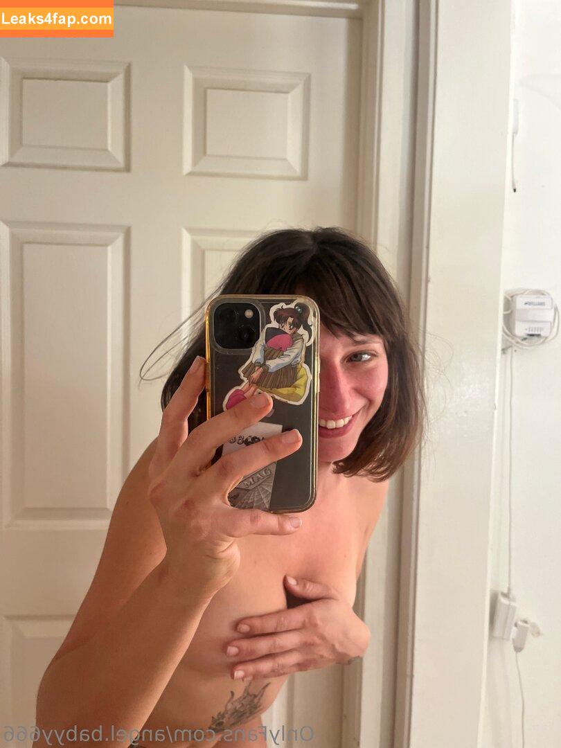 angel.babyy666 /  leaked photo photo #0002