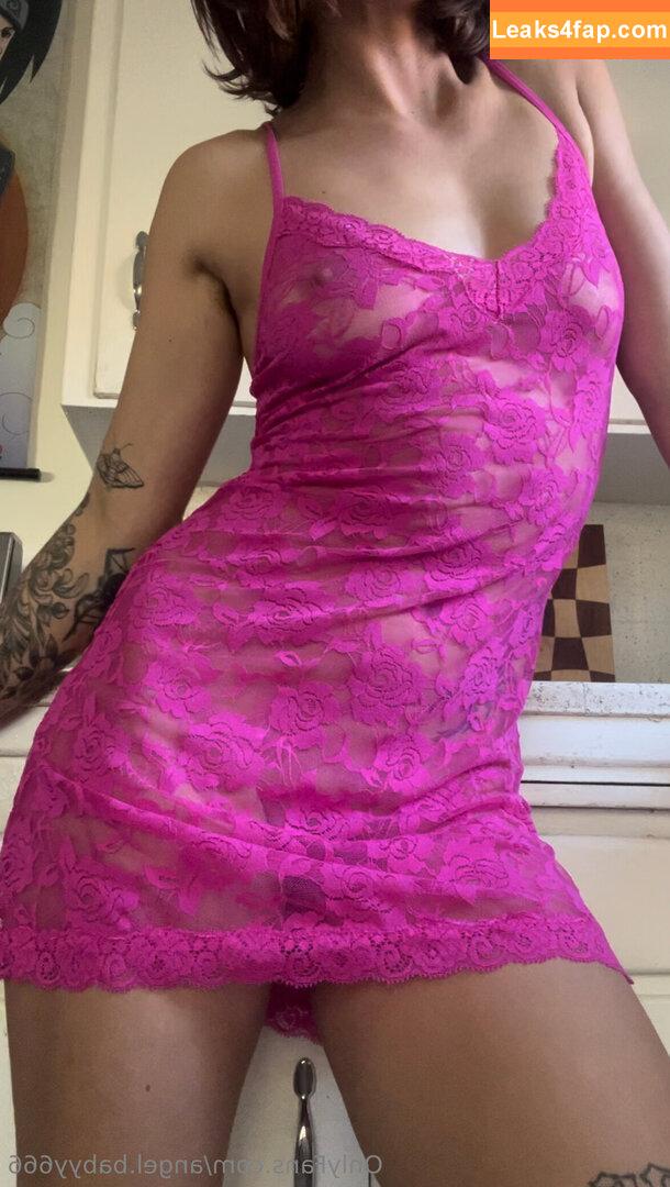 angel.babyy666 /  leaked photo photo #0022