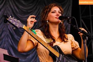 Angel Olsen photo #0023