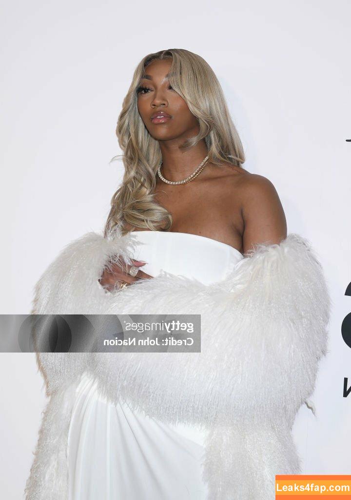 Angel Reese / Reese10Angel / angelreese10 leaked photo photo #0230