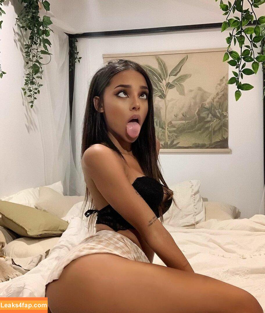 Angel Rhodes / Ahegao Queen / angelrhodesmusic / bustypetite01 leaked photo photo #0022