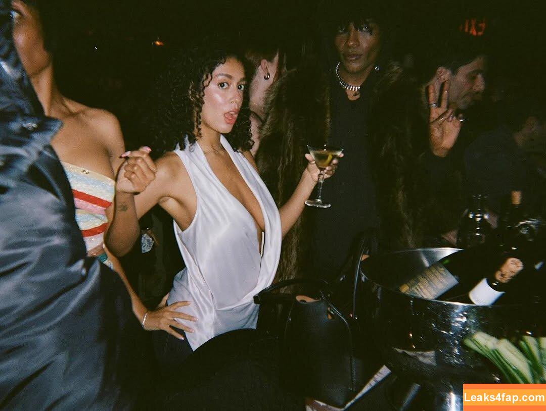 Angel Sophia Macklin / angelmacklinschwartz / angelsophiamacklin / vibeiana leaked photo photo #0055