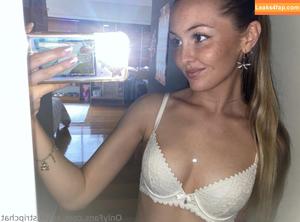 angel.stripchat photo #0006