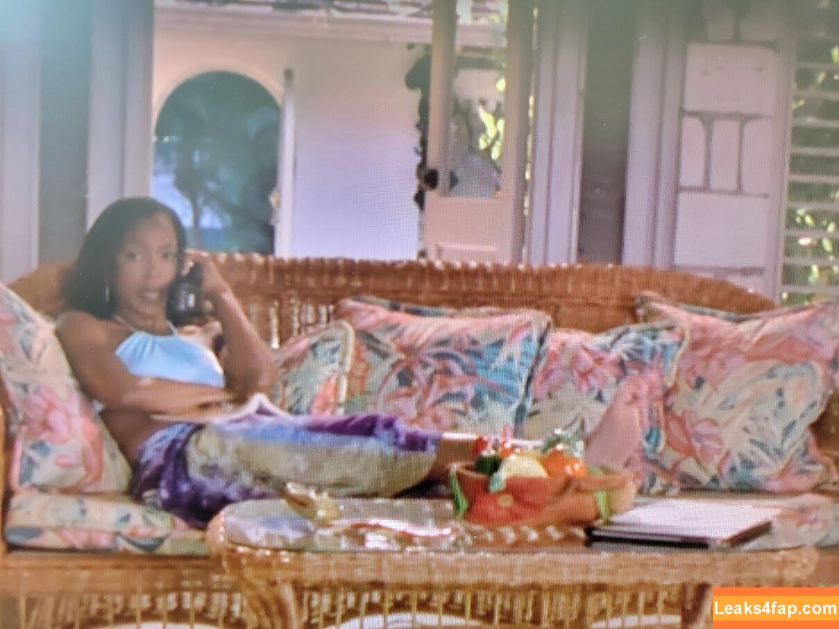 Angela Bassett / im.angelabassett leaked photo photo #0032