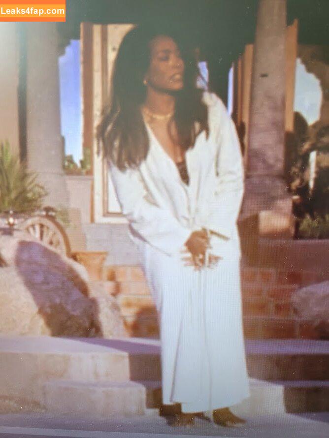 Angela Bassett / im.angelabassett leaked photo photo #0041