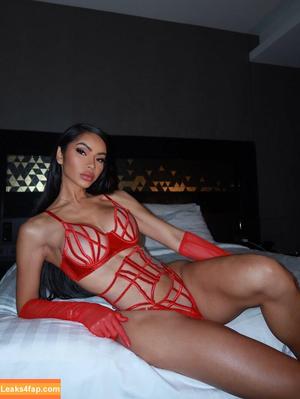 Angela Castellanos фото #0055