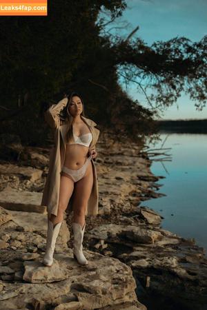 Angela Kantheera photo #0019