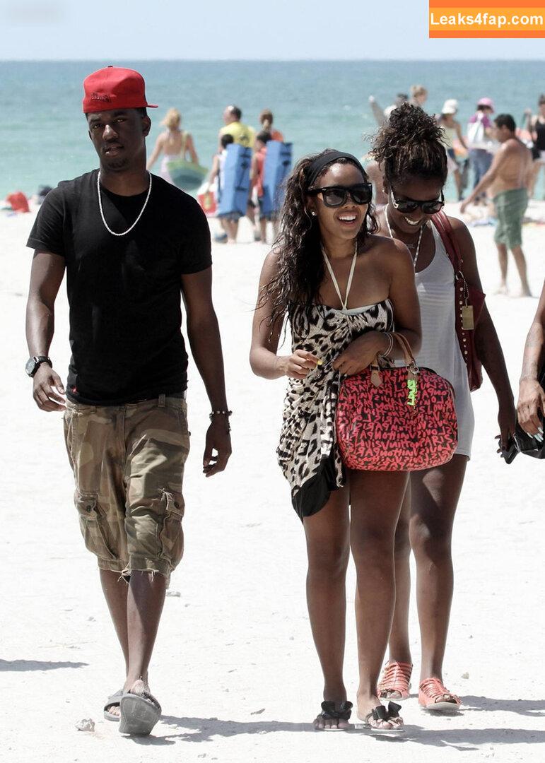 Angela Simmons / angelasimmons leaked photo photo #0365