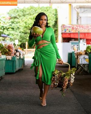 Angela Simmons photo #0045