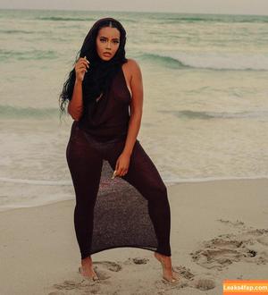 Angela Simmons фото #0062
