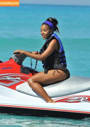 Angela Simmons фото #0310
