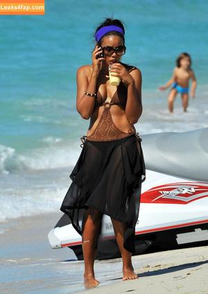 Angela Simmons фото #0315