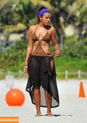 Angela Simmons фото #0326