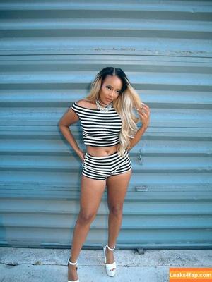 Angela Simmons photo #0412