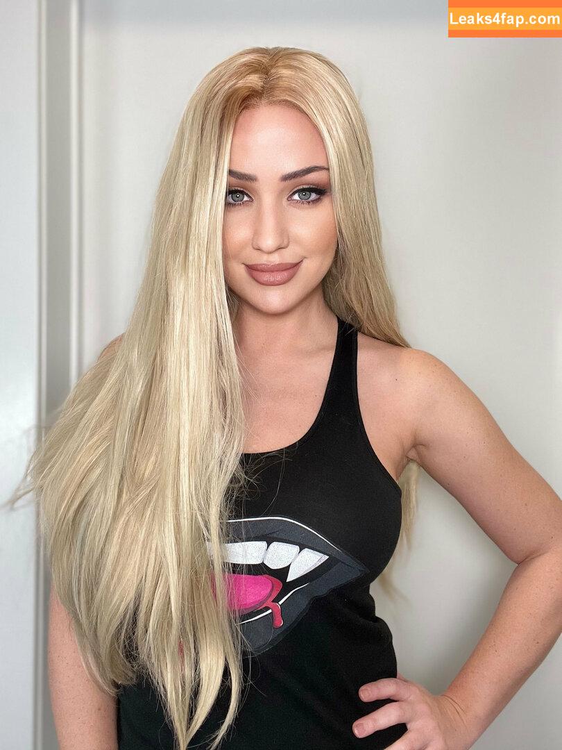 Angela Sommers / officialangelasommers / realangsommers leaked photo photo #0017