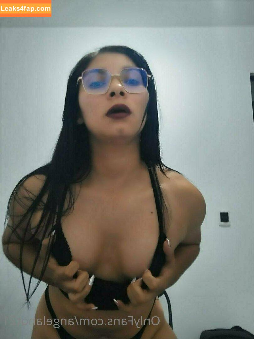 angelahot21 / lilhunee21 leaked photo photo #0003