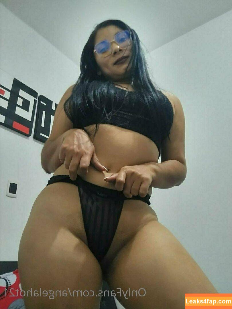 angelahot21 / lilhunee21 leaked photo photo #0007