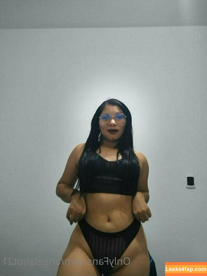 angelahot21 / lilhunee21 leaked photo photo #0020