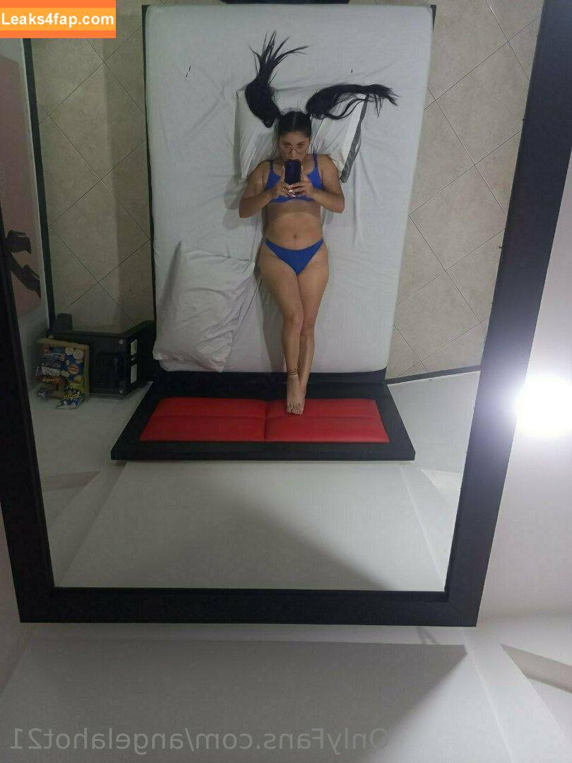 angelahot21 / lilhunee21 leaked photo photo #0124