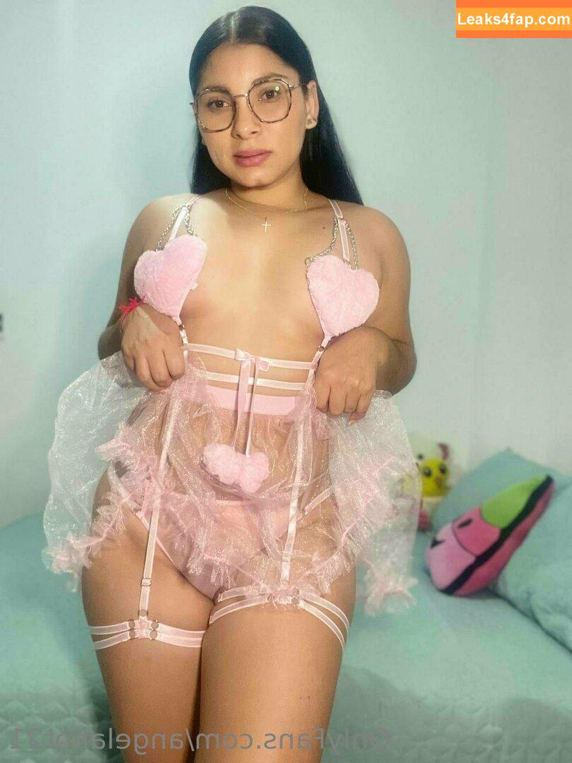 angelahot21 / lilhunee21 leaked photo photo #0147
