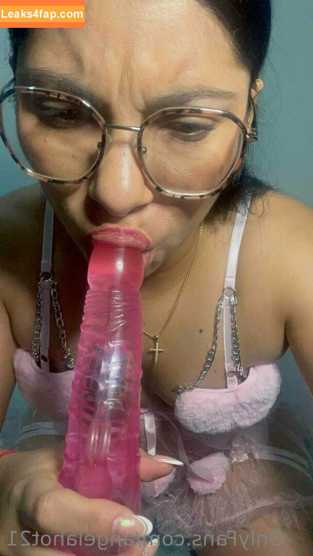 angelahot21 / lilhunee21 leaked photo photo #0169
