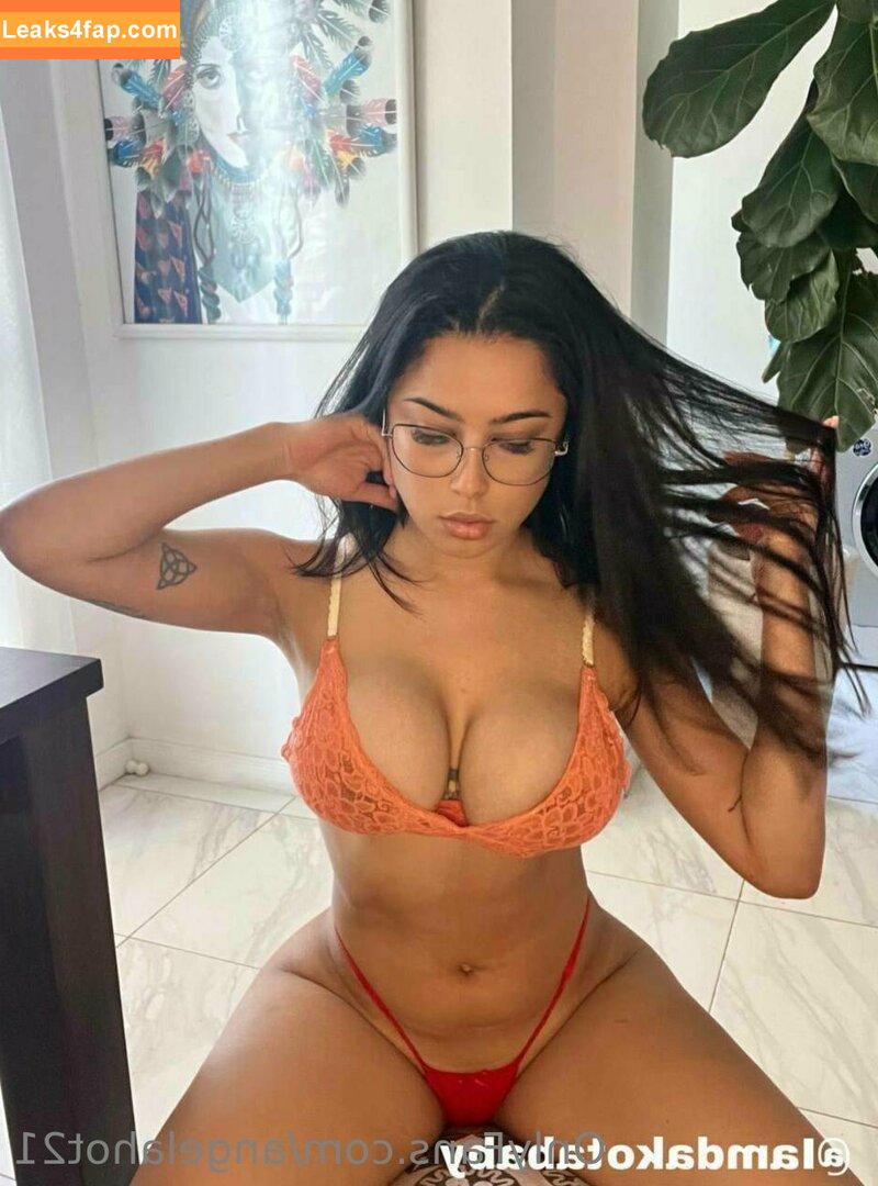 angelahot21 / lilhunee21 leaked photo photo #0176