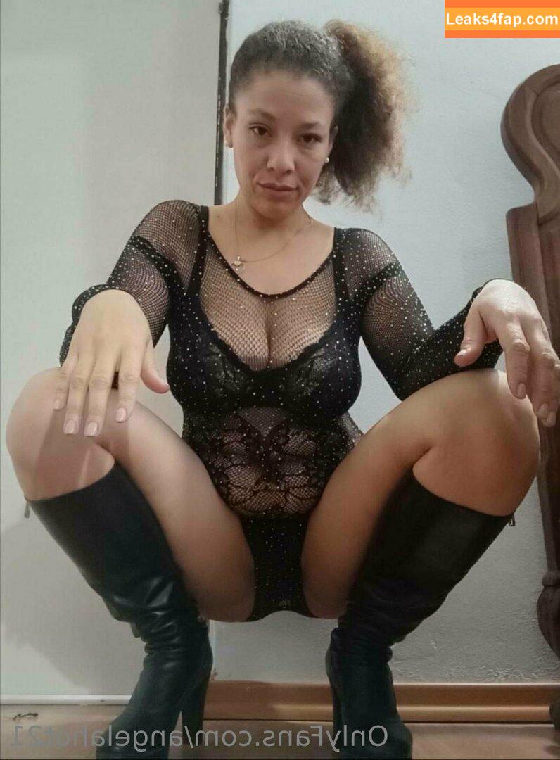angelahot21 / lilhunee21 leaked photo photo #0181
